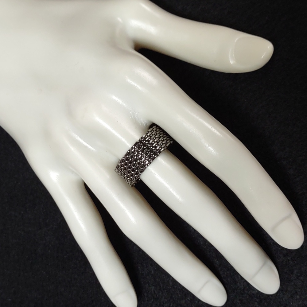 Mesh Link Ring - Picture 2 of 5